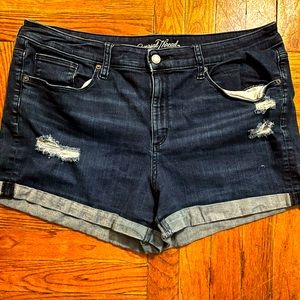 Universal Thread Distressed shorts 16/33